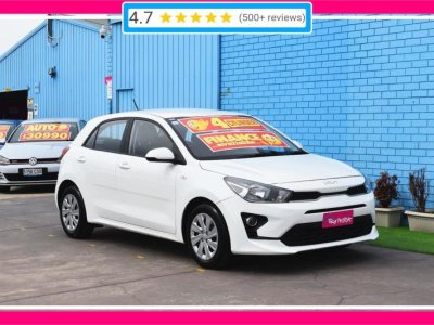 2023 Kia Rio Hatchback