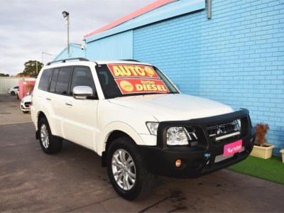 2018 Mitsubishi Pajero Wagon