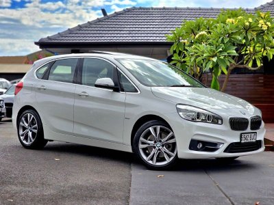 2016 Bmw 2 Series 220i Luxury Line