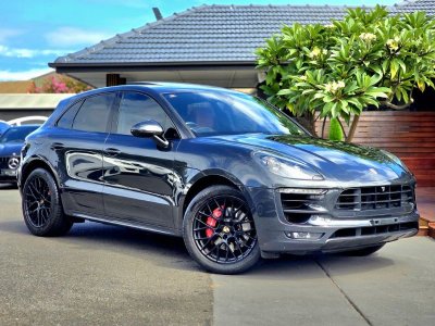 2018 Porsche Macan Gts