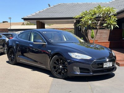 2015 Tesla Model S 85d