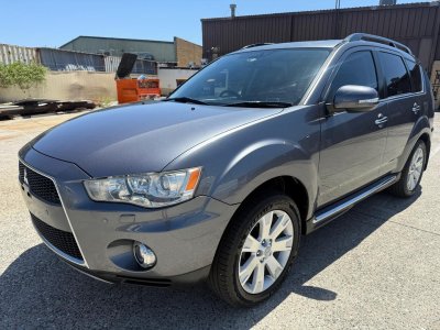 2011 Mitsubishi Outlander Vr-x