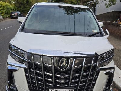 2022 Toyota Alphard SC package Petrol Automatic