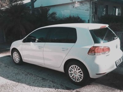 2011 Volkswagen Golf 103 TDi Petrol Automatic