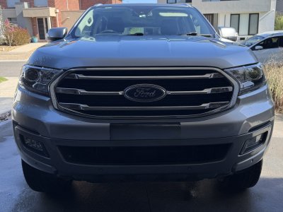 2018 Ford Everest