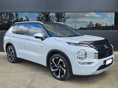 2024 Mitsubishi Outlander