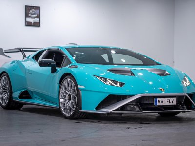 2023 Lamborghini Huracan Sto