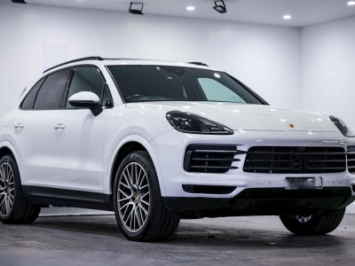 2022 Porsche Cayenne Platinum Edition