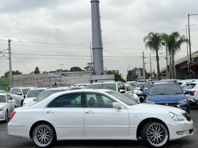 2006 Toyota Crown Majesta Auto