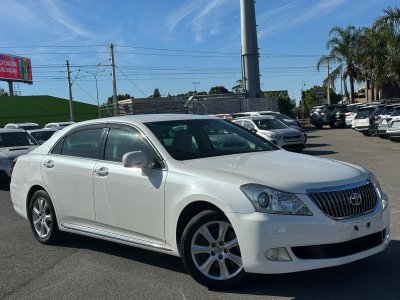 2010 Toyota Crown Majesta Auto