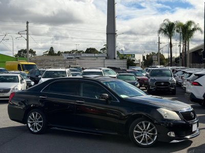 2011 Toyota Crown Majesta Auto