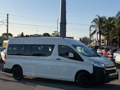 2019 Toyota Hiace Commuter Super LWB Auto