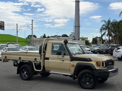 2025 Toyota Landcruiser GXL Manual 4x4