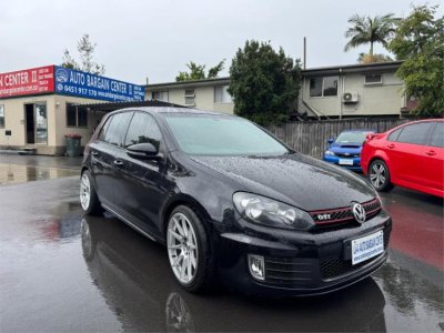 2011 VOLKSWAGEN GOLF GTi