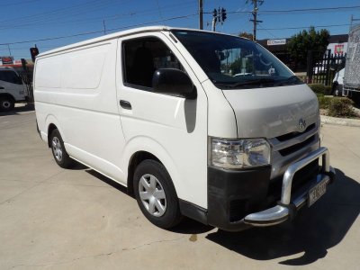 2016 Toyota Hiace KDH201R LWB
