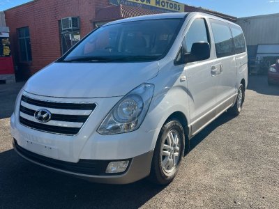 2017 Hyundai IMax TQ3-W Series II  MY18