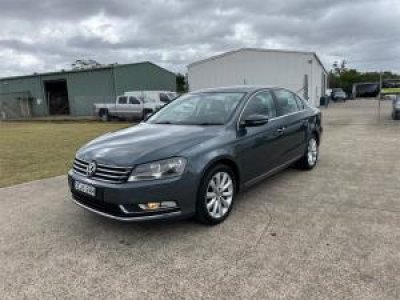 2012 VOLKSWAGEN PASSAT 4D SEDAN