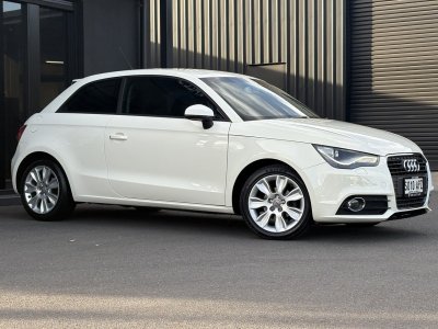 2011 Audi A1 8X MY12 Ambition S Tronic White 7 Speed Sports Automatic Dual Clutch Hatchback