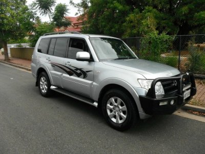 2013 Mitsubishi Pajero NW MY14 GLX-R LWB (4x4) ...