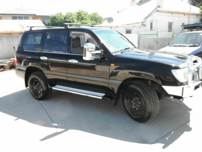 2004 Toyota Landcruiser UZJ100R GXL (4x4) Black...