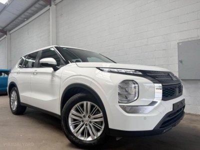 2023 MITSUBISHI OUTLANDER ES 7 SEAT (2WD) ZM MY23