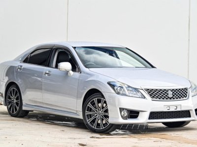 2010 Toyota Crown Athlete