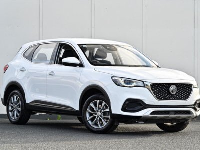 2022 MG HS Core FWD MY22