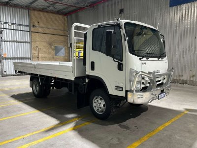 2017 Isuzu NPS N MY16 75/45-155 (4x4) 5 SP MANUAL