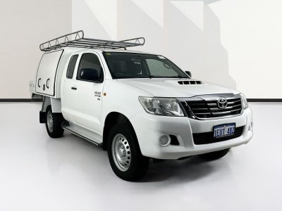 2015 Toyota HILUX KUN26R MY14 SR (4x4) 5 SP MANUAL