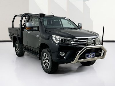 2015 Toyota HILUX GUN126R SR5 (4x4) 6 SP MANUAL