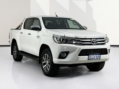2017 Toyota HILUX GUN126R SR5 (4x4) 6 SP MANUAL