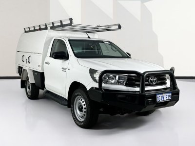 2017 Toyota HILUX GUN126R SR (4x4) 6 SP MANUAL