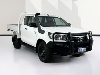 2018 Toyota HILUX GUN126R MY19 SR (4x4) 6 SP MANUAL