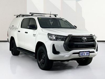 2020 Toyota HILUX GUN126R FACELIFT SR (4x4) 6 SP AUTOMATIC