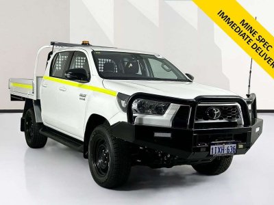 2025 Toyota HILUX GUN126R RC SR (4x4) STEEL WHEELS 6 SP AUTOMATIC