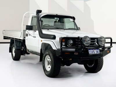 2001 Toyota LANDCRUISER HZJ79R (4x4) 5 SP MANUAL 4x4