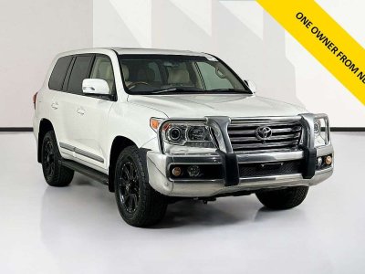 2012 Toyota LANDCRUISER VDJ200R MY12 SAHARA (4x4) 6 SP AUTOMATIC