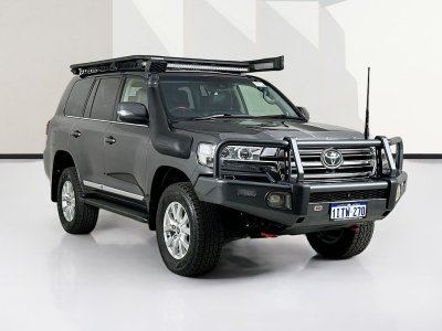 2017 Toyota LANDCRUISER VDJ200R MY16 SAHARA (4x4) 6 SP AUTOMATIC