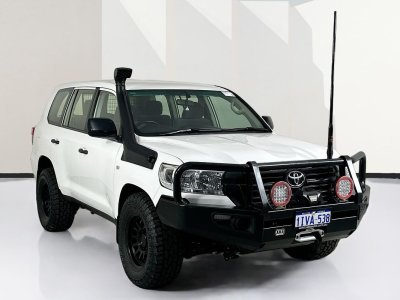 2020 Toyota LANDCRUISER VDJ200R LC200 GX (4x4) 6 SP AUTOMATIC