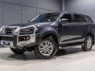 2022 Isuzu MU-X Wagon LS-M RJ MY22