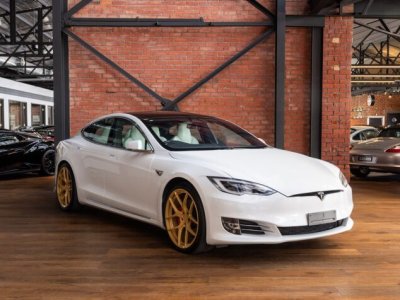 2019 Tesla Model S Performance Sportback with Ludicrous – Auto