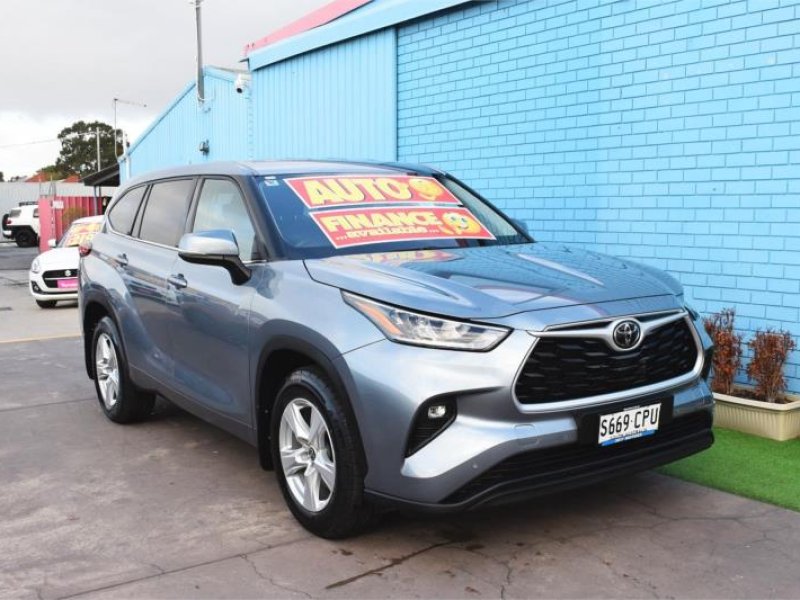 2022 Toyota Kluger Wagon