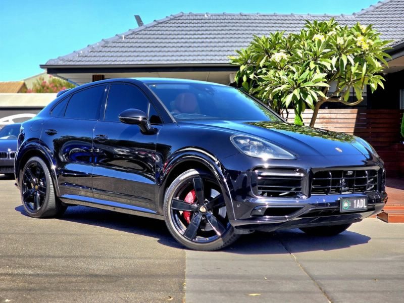 2021 Porsche Cayenne Gts