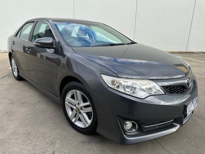 2013 Toyota Camry Atara R