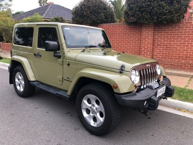 2014 Jeep Wrangler Overland Petrol Automatic