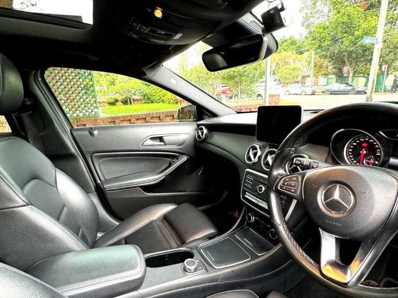 2017 Mercedes-Benz GLA-Class GLA 180 Petrol Automatic