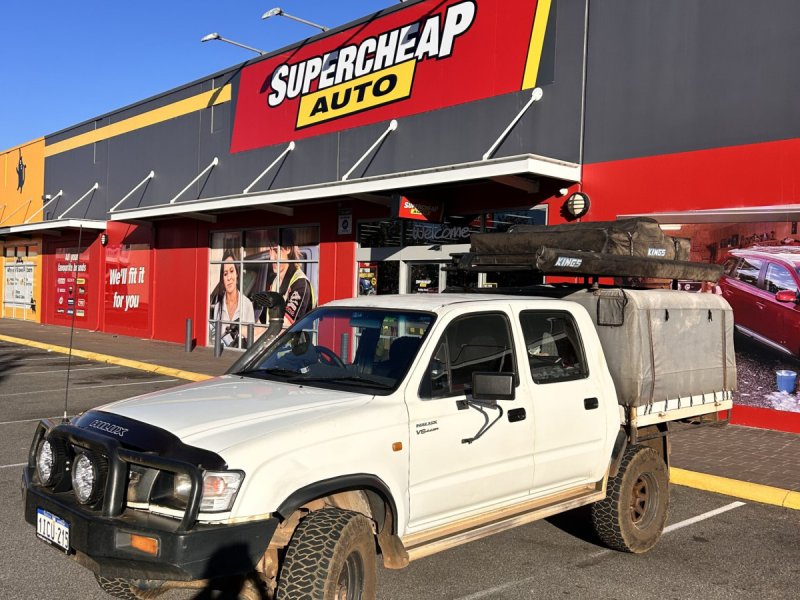 2003 Toyota Hilux Manual