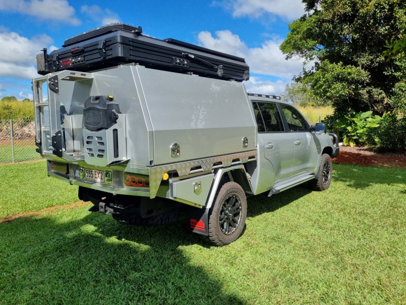 2013 Toyota Landcruiser
