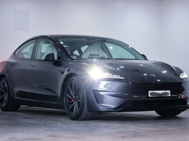 2024 Tesla Model 3 Performance