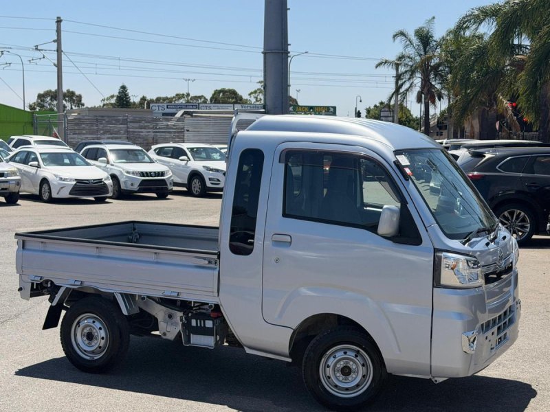 2021 Daihatsu Hi-Jet Jumbo Auto